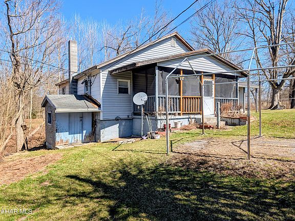 3rd image of 3311 Diehl Rd