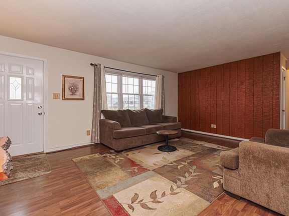 4th image of 3509 N Harrison Rd