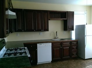 366 High St, Dedham, MA 02026