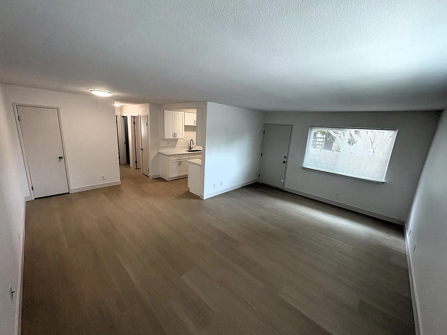 Remodeled 2+1 Marina Village Condo — Photo 2