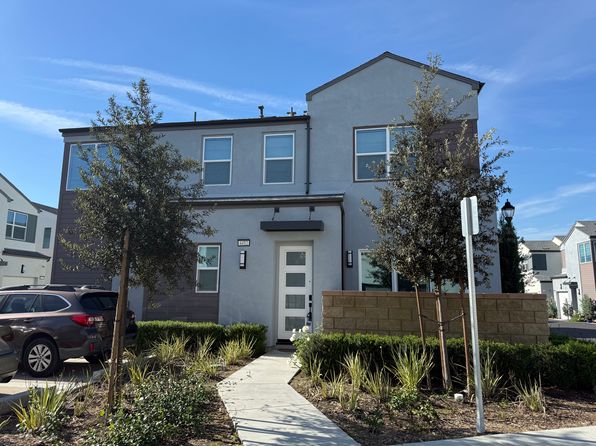 4412 S Fairmount Paseo