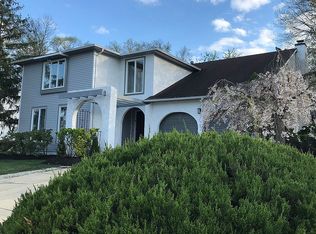 1712 Independence Ln, Cherry Hill, NJ 08003
