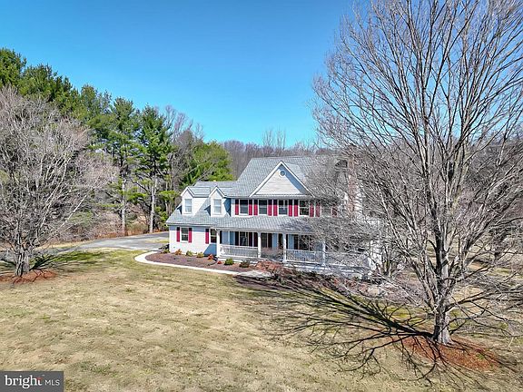 3rd image of 11 Liberty Ridge Ct