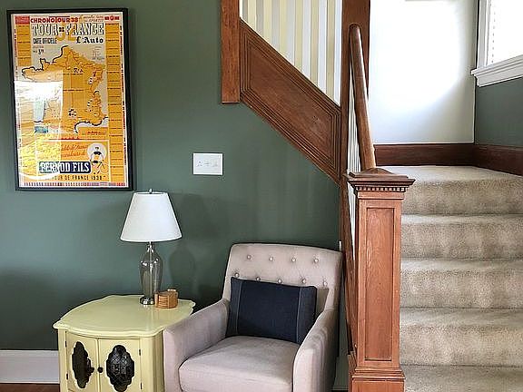 4th image of 3605 Pape Ave
