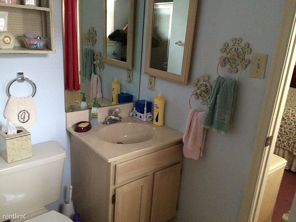 master bath with shower