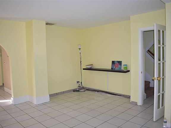 5th image of 90 E John St