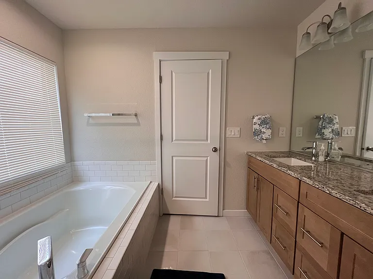 3891 Ivy Hill Dr — Photo 7