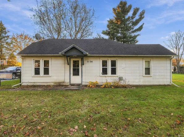 1174 Norvell Rd, Grass Lake, MI 49240