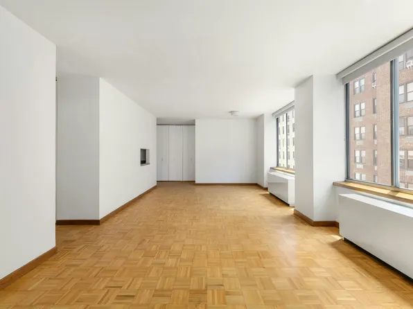 420 East 58th Street image 4 of 7