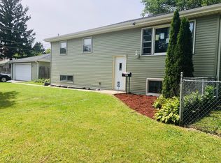 2003 Carmel Blvd, Zion, IL