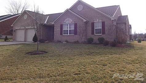 This home has great curb appeal and has been kept up perfectly.  The desireable Hanover subdivison is a great place to call home!