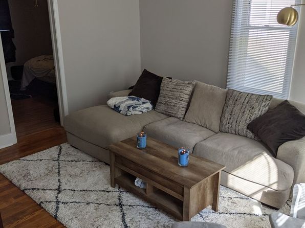 304 W Locust St APT 4