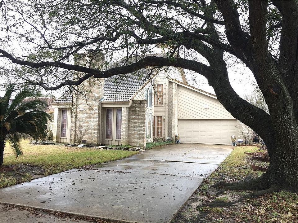 1st image of 5927 Caruso Forest Dr