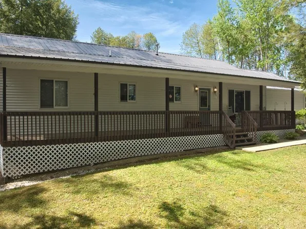 8665 N Meridian Rd, Clare, MI 48617