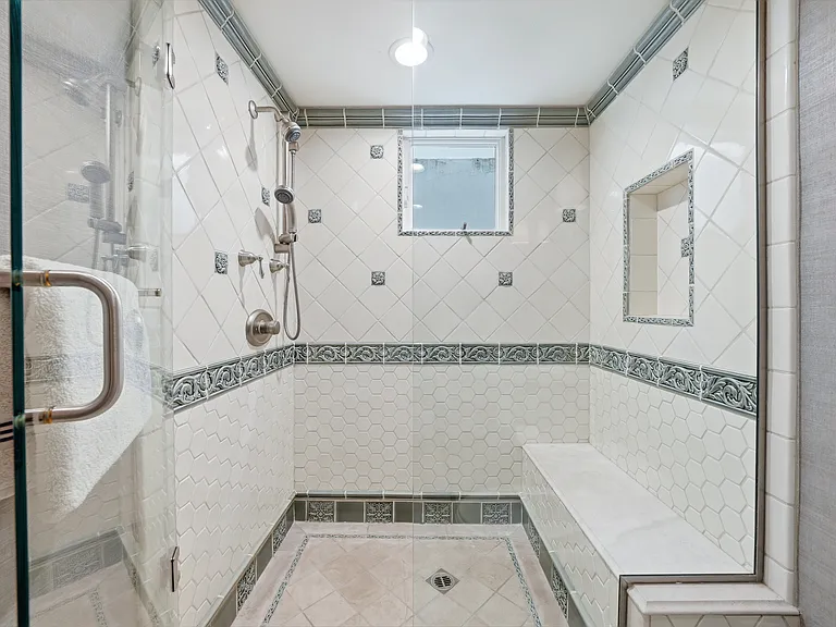 108 S Poinsettia Ave — Photo 31