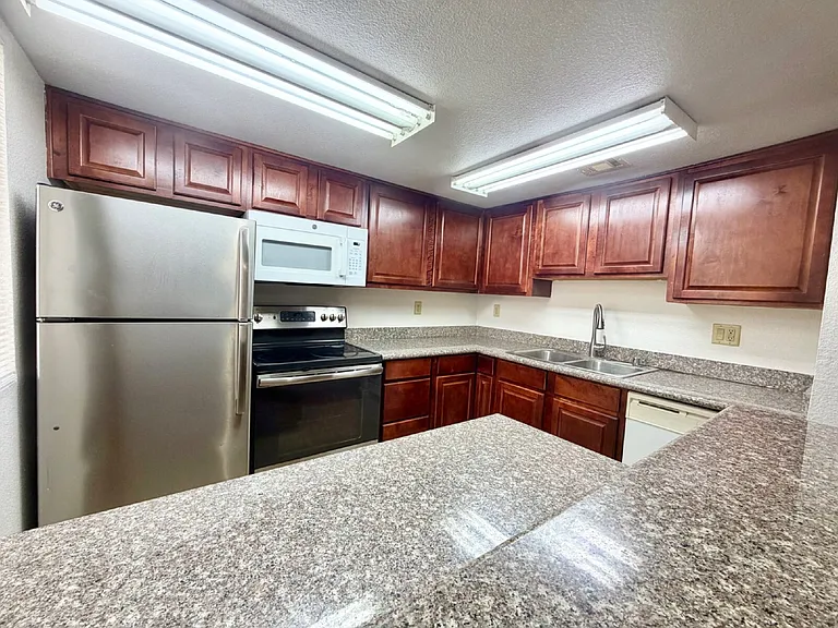 5493 Indian River Dr #375 — Photo 7