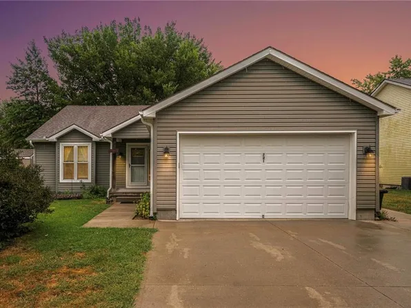 721 N Mulberry Ave, Adrian, MO 64720