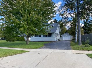 248 N Main St, Rockford, MI