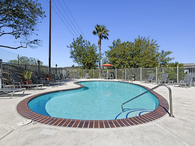 439 W El Norte Pkwy #102 — Photo 9