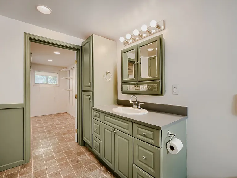 3512 SW Charlestown St — Photo 14