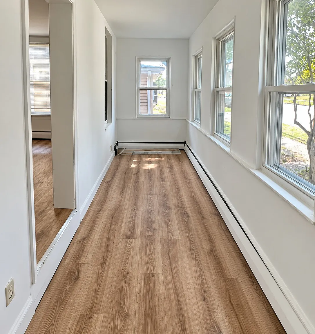 331 Massasoit Avenue — Photo 3