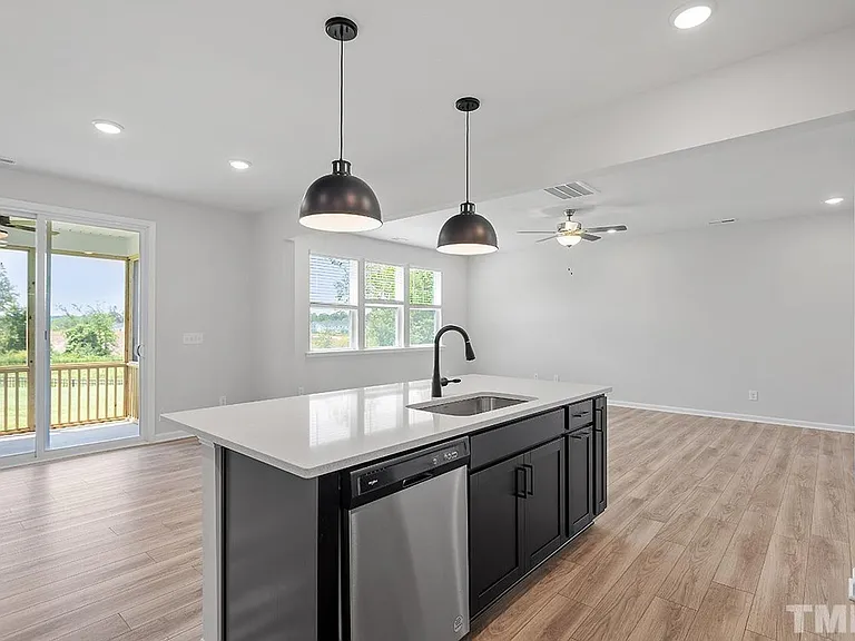 111 Umbrella Way — Photo 12