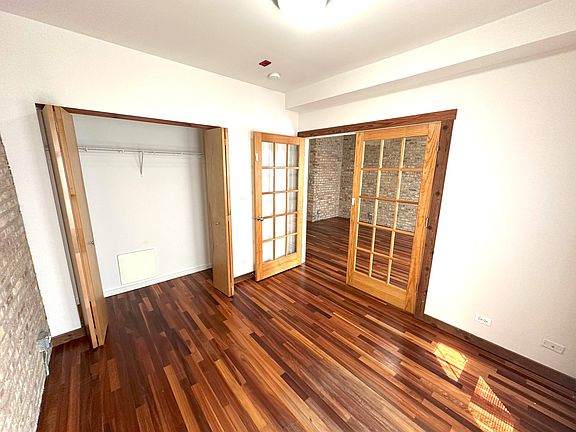 4th image of 619 Brummel St APT 14
