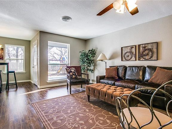 5th image of 820 Patti Dr