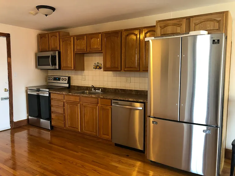 39 Cary Ave #16 — Photo 3