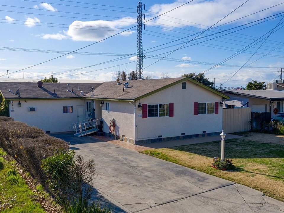 1st image of 980 S Minaret Ave