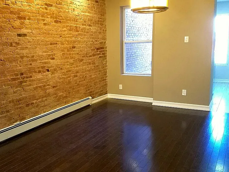 2137 Belmont Ave — Photo 14