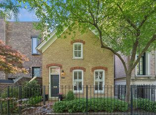 2055 N Kenmore Ave, Chicago, IL 60614