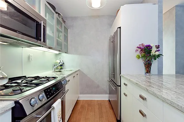 Sold by Nest Seekers International | media 1