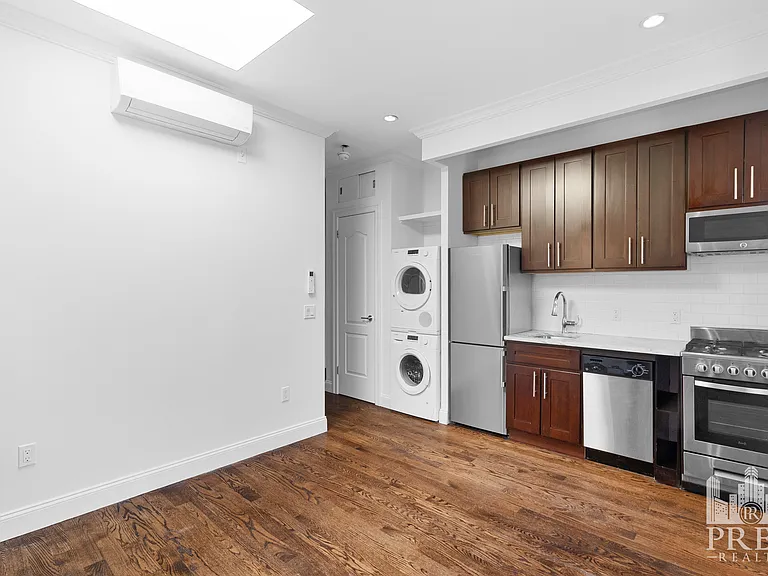 506 E 84th St #5R — Photo 1