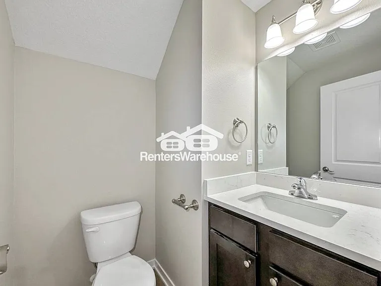 7000 Lake Ridge Ave #13 — Photo 13