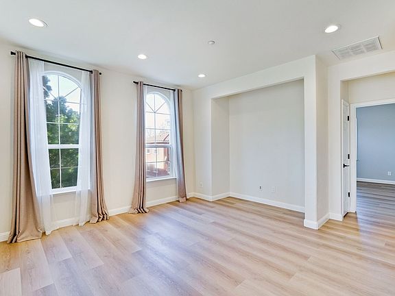 4th image of 3156 Saint Florian Way