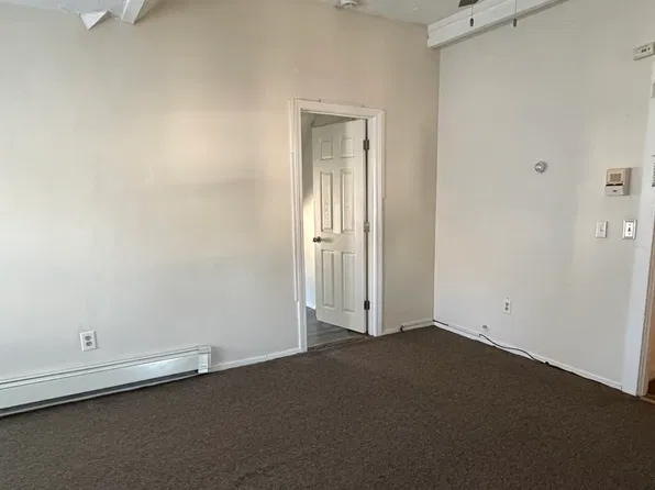 655 Westford St, Lowell, MA