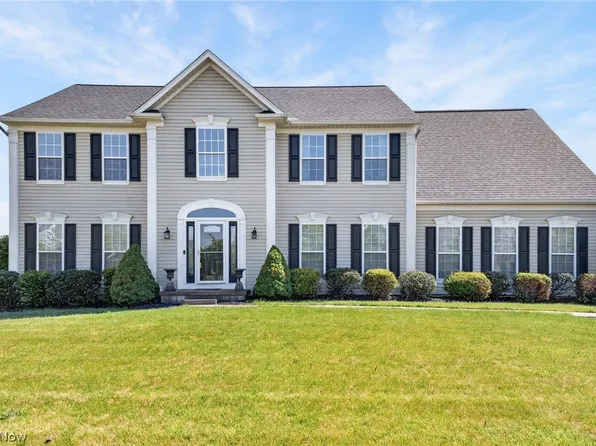 3483 Symphony St, Cuyahoga Falls, OH 44223