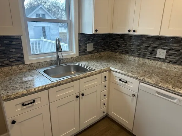 3810 E 365th St, Willoughby, OH 44094