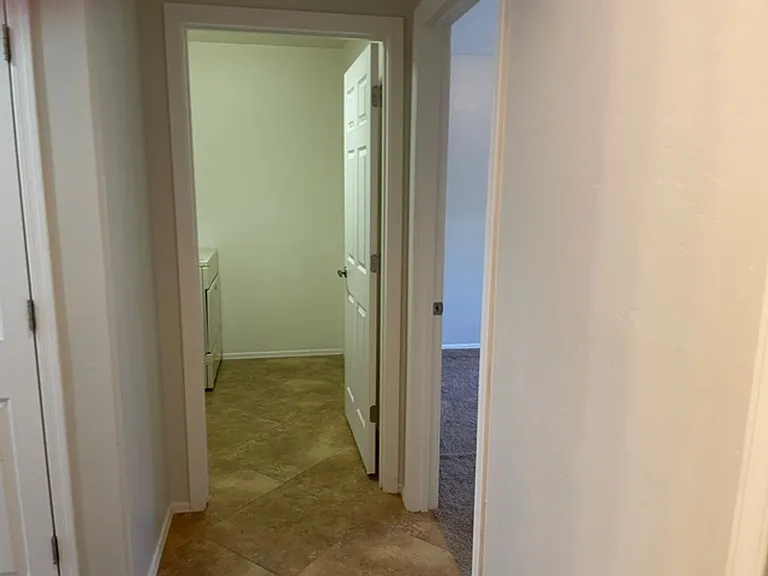 7184 S Mission Springs Dr — Photo 8