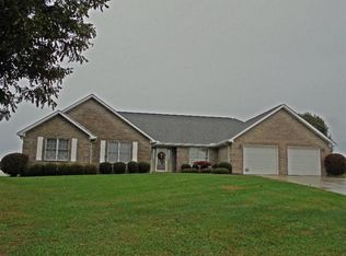 332 Twin Lakes Dr, Somerset, KY 42503