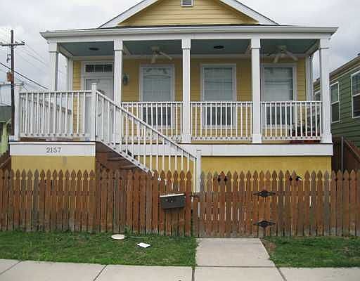1st image of 2157 Hope St