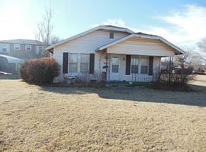 1st image of 521 N Randall Ave