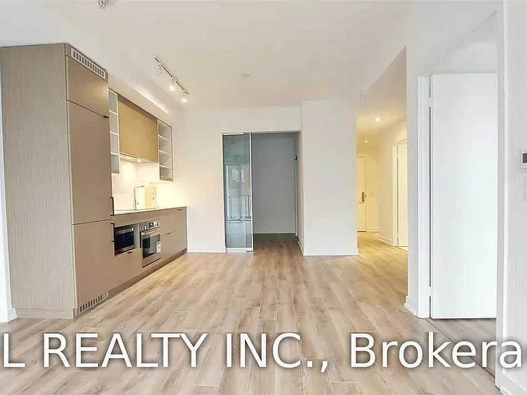 20 Edward St #2011 — Photo 4