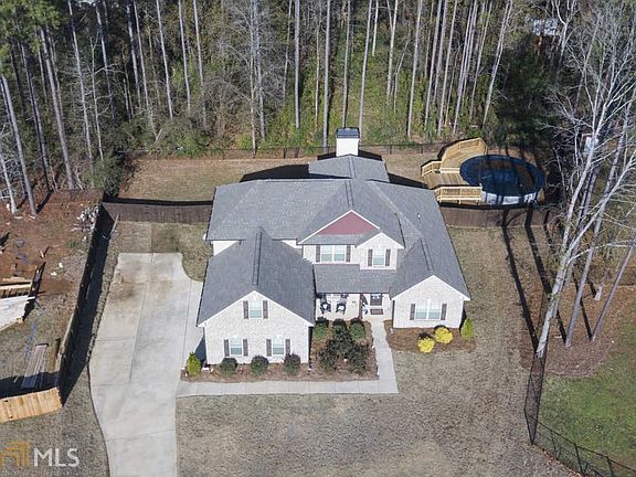 2nd image of 129 Coldwater Creek Dr