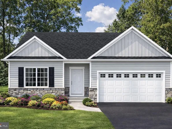 225 Pilgrim Dr, Lancaster, PA 17603