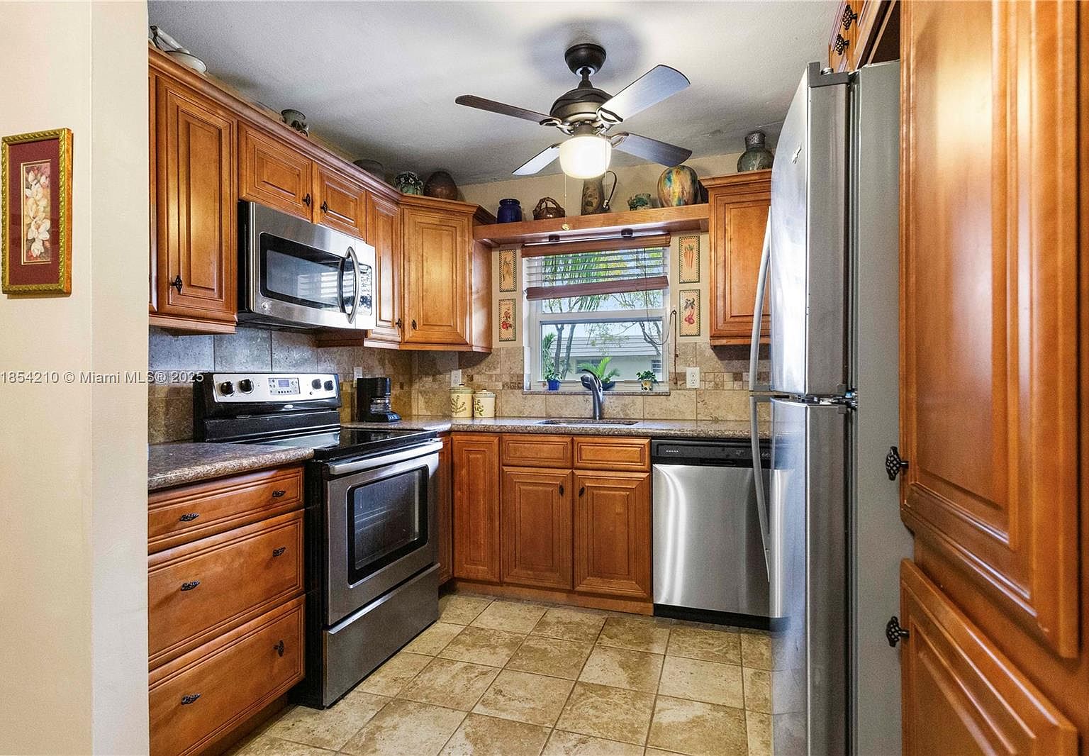 1425 Arthur St APT 205A