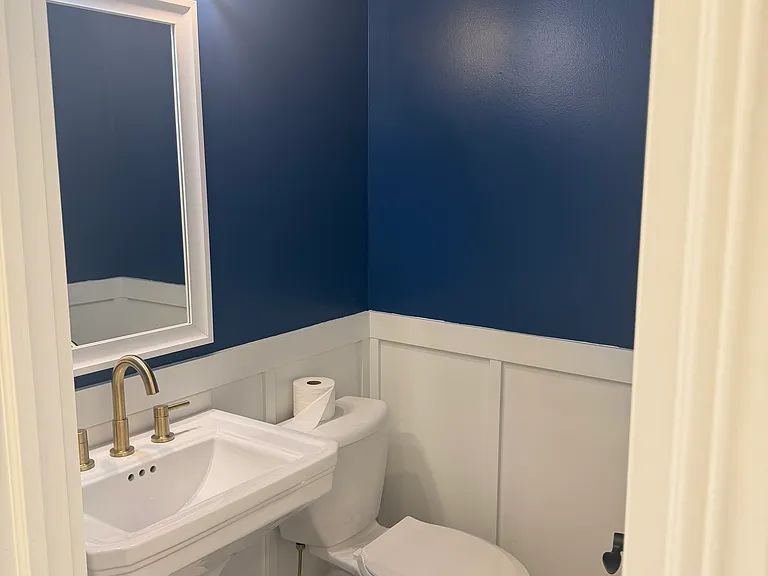 8148 Chester Pkwy — Photo 14