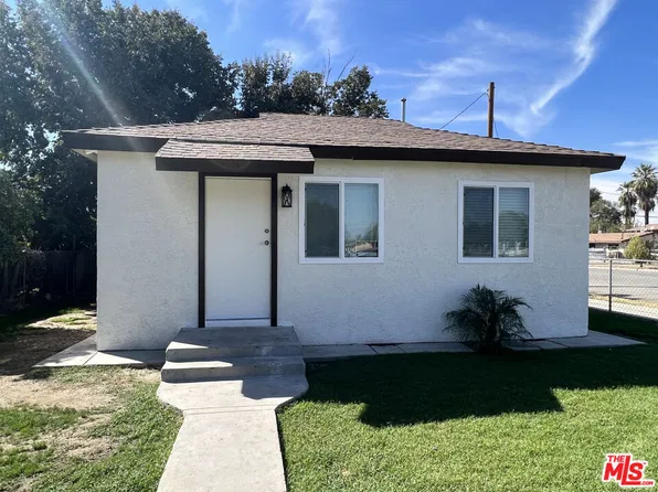 831 L St, Bakersfield, CA 93304