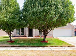 509 Dominick Ct, Azle, TX 76020